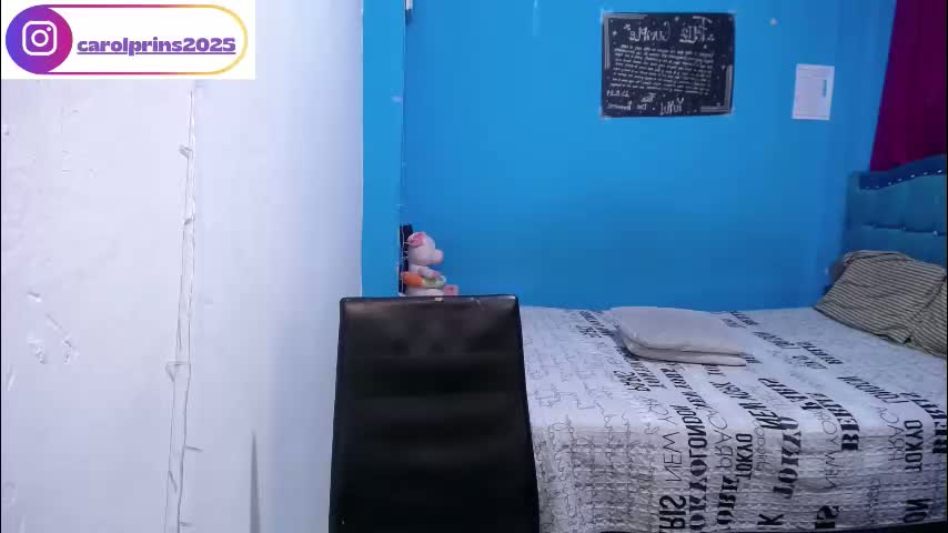 carolinhe_ Adult Chat March 25, 2026