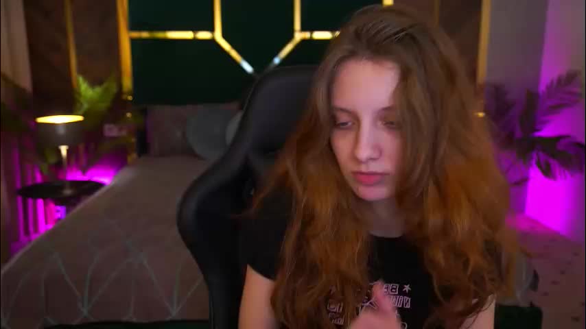 cuteefoxy Adult Chat March 25, 2026