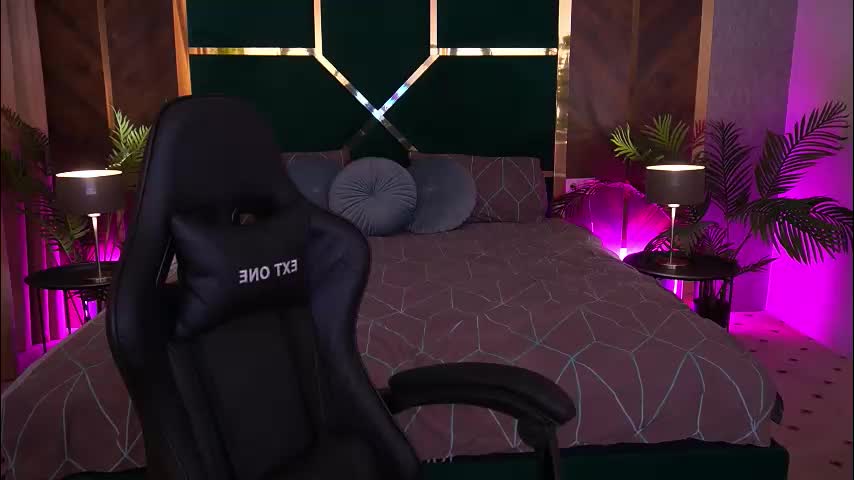 cuteefoxy Adult Chat March 25, 2026