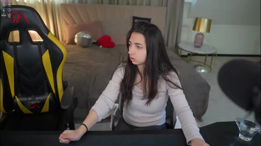 sweetdesiree_ Adult Chat March 25, 2026