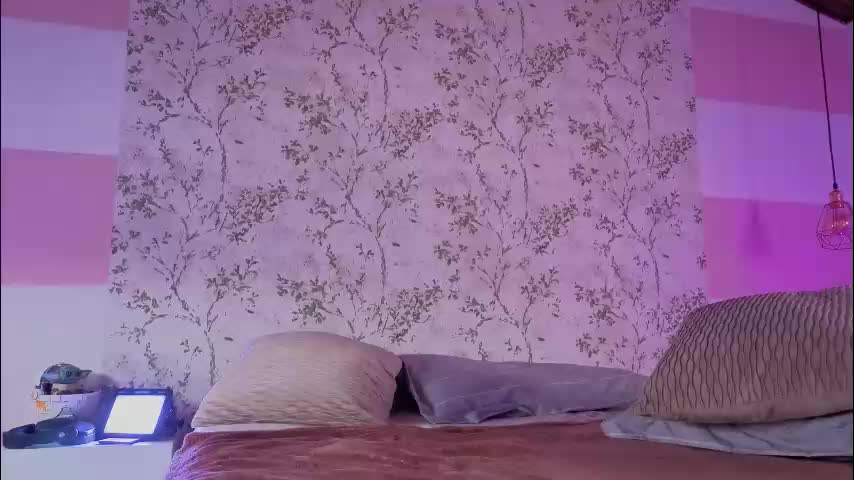 charlote__miller Adult Chat March 25, 2026