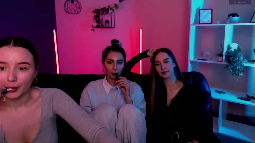 _kellykitten_ Adult Chat March 25, 2026