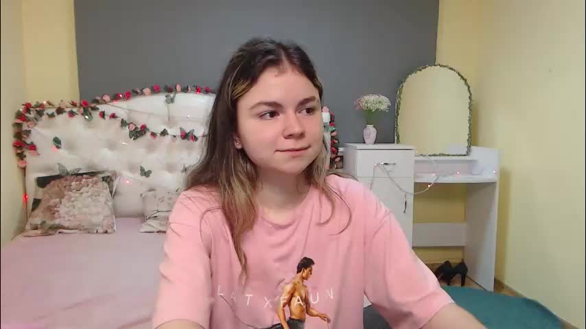 rrtinaredly Adult Chat March 24, 2026