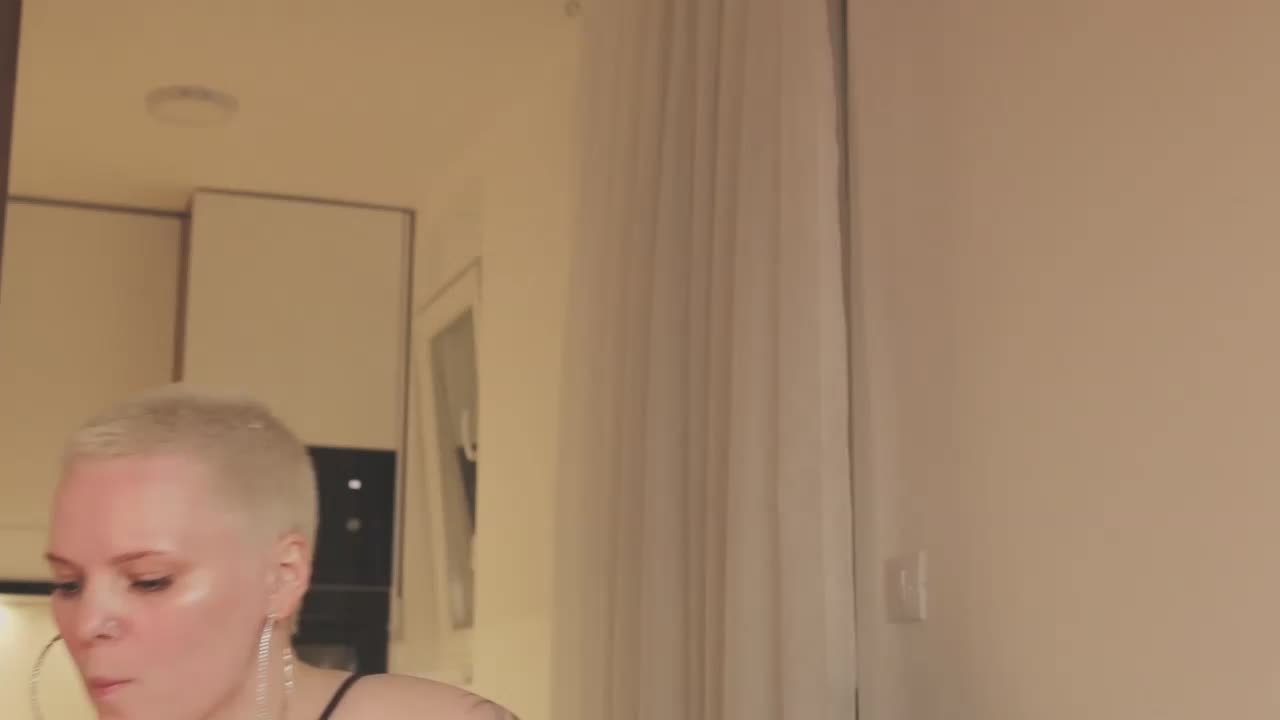 LikaBerry Adult Chat March 24, 2026