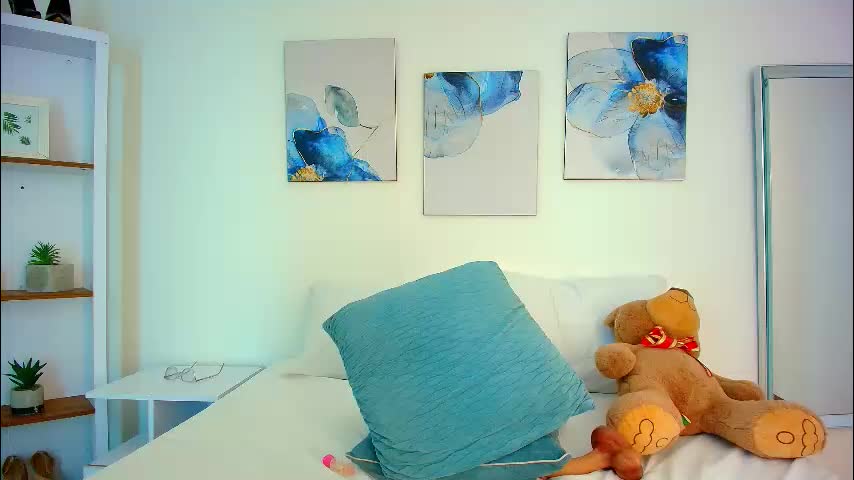 isabellaharley Adult Chat March 24, 2026