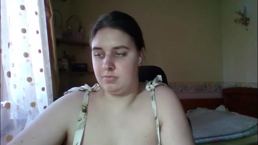 hess_luna_ Adult Chat March 24, 2026