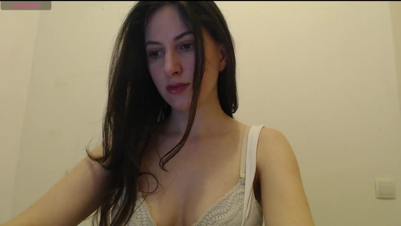Hot-lina Adult Chat March 25, 2026