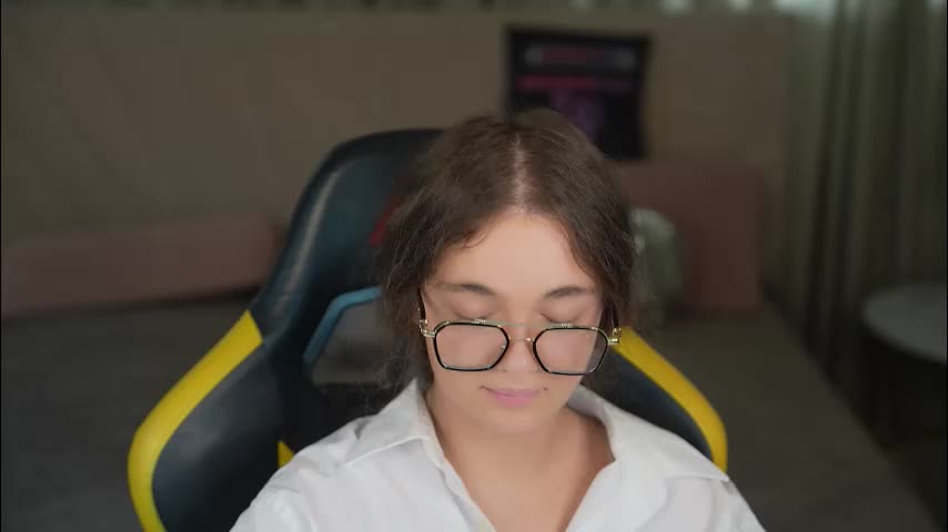 sweetdesiree_ Adult Chat March 25, 2026