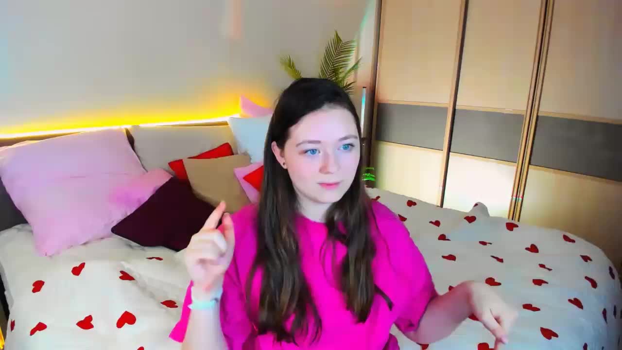 AlluringLookk Adult Chat March 25, 2026