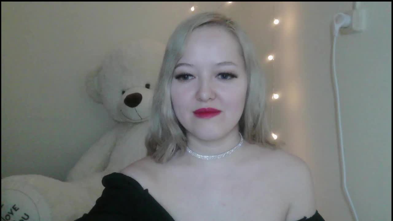 -Sweet-smile- Adult Chat March 25, 2026