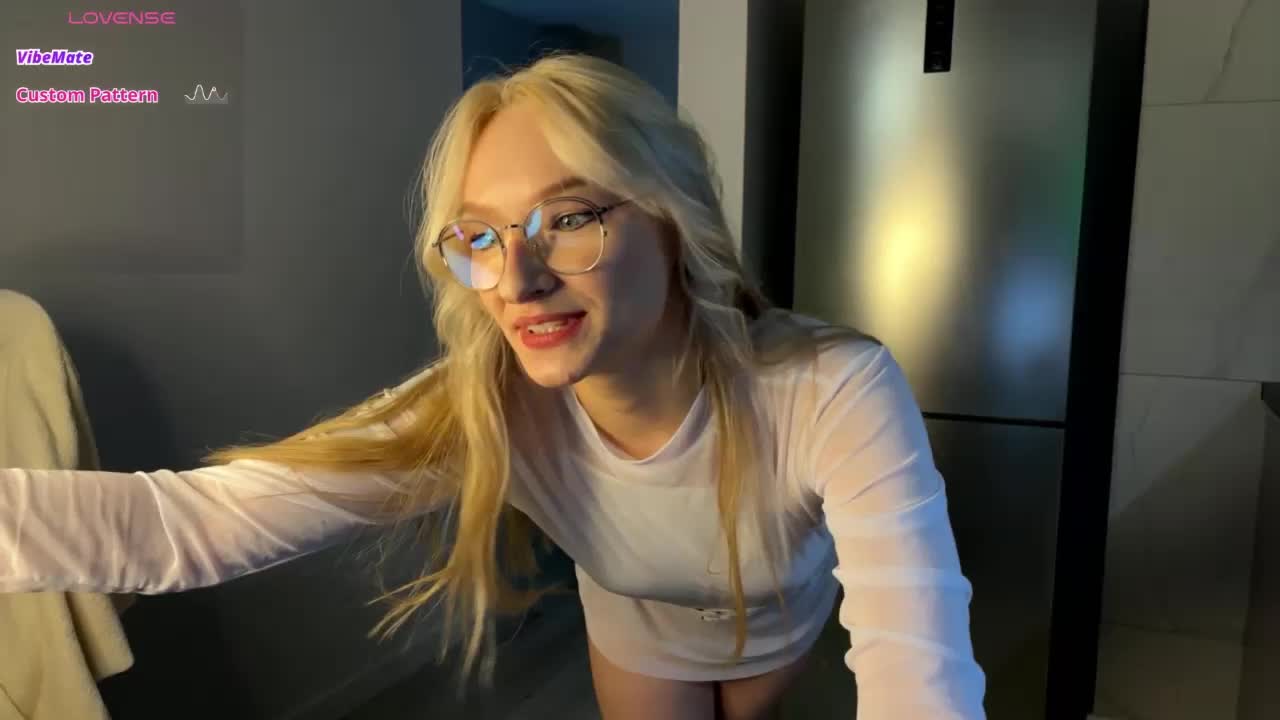 d0nt0uchmy4ss Adult Chat March 25, 2026