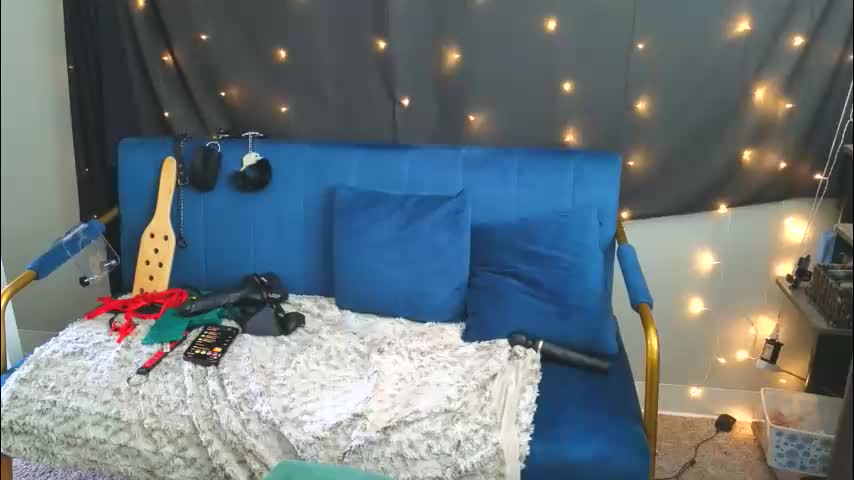 mistressquynnxo Adult Chat March 25, 2026