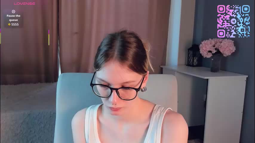 sunnivagaillard Adult Chat March 25, 2026