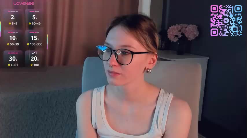 sunnivagaillard Adult Chat March 25, 2026