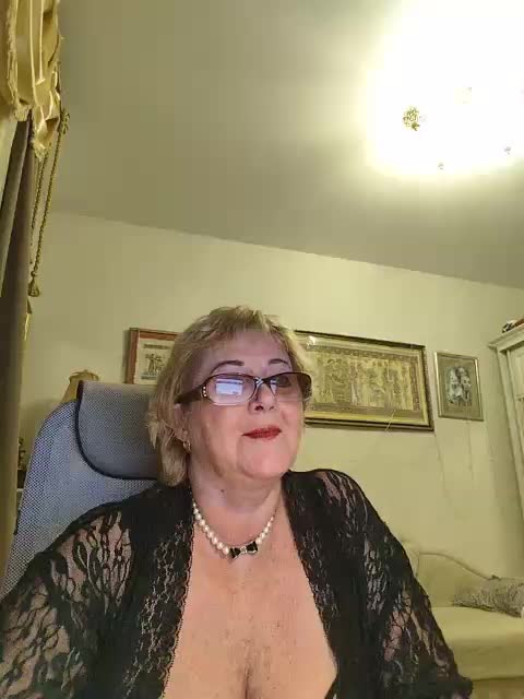 KarinkaSweet Adult Chat March 25, 2026