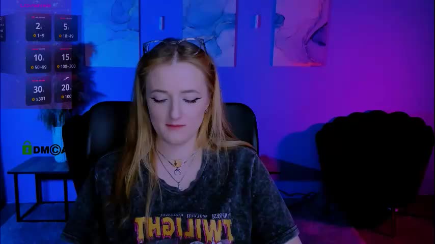 luna_berryy Adult Chat March 25, 2026