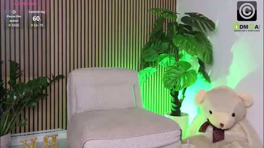 belovedkhlloe Adult Chat March 25, 2026