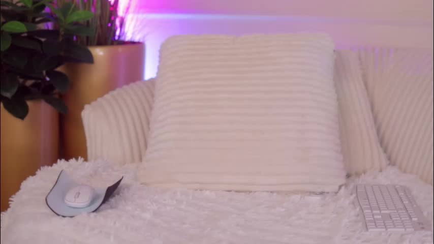 rachel_quinn_ Adult Chat March 25, 2026