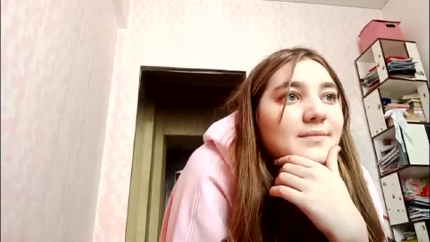 zeniabrossoit Adult Chat March 25, 2026