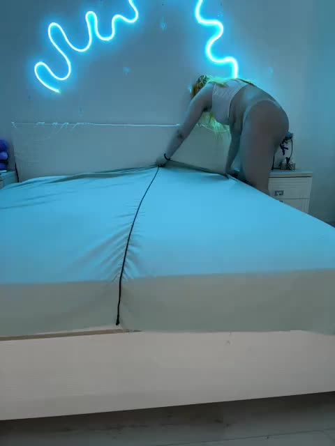 Luna_Lu Adult Chat March 25, 2026