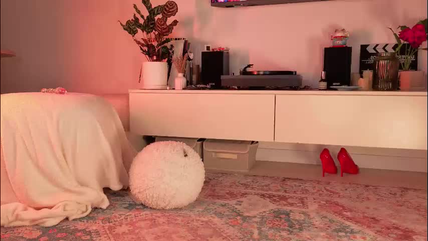 solar_psyche Adult Chat March 25, 2026