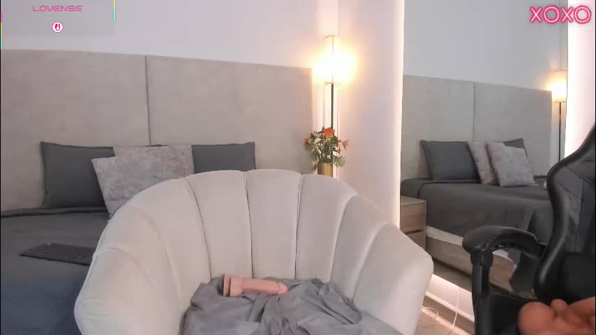 saori_newman Adult Chat March 25, 2026