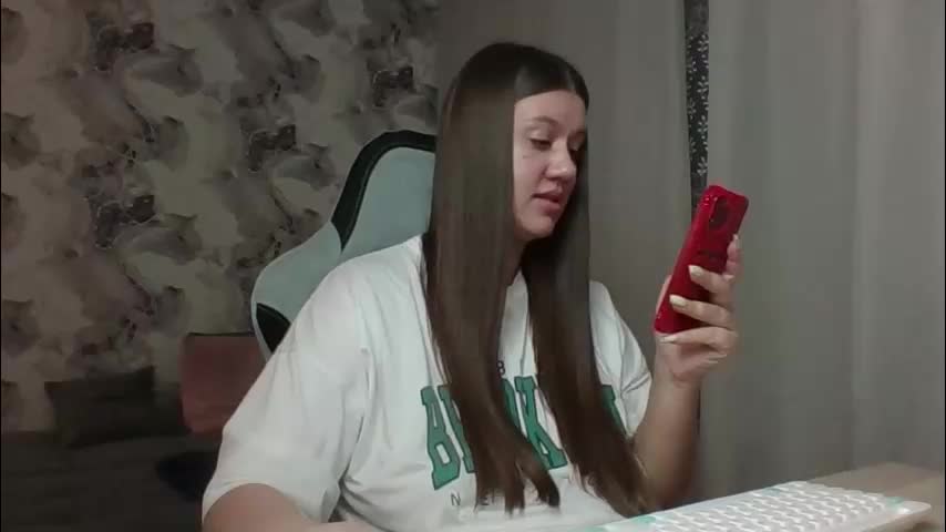 elisa_kollin Adult Chat March 25, 2026