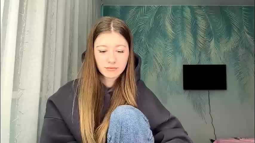 loisecromack Adult Chat March 26, 2026