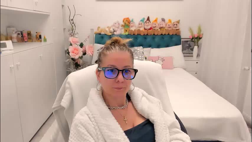 prettyblackeyes Adult Chat March 25, 2026