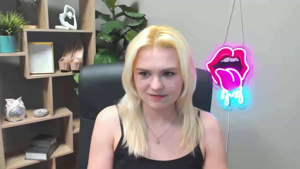 SweetLilyxo Adult Chat March 26, 2026
