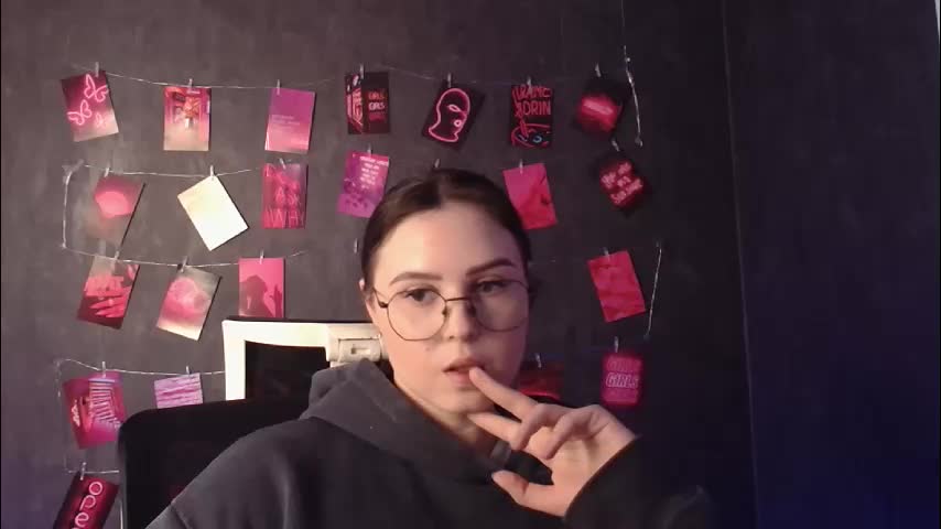 alice_alic_e Adult Chat March 25, 2026