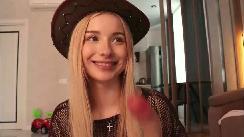 w1xll Adult Chat March 26, 2026