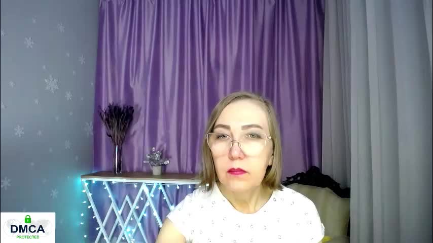 queen_a_n_i Adult Chat March 25, 2026