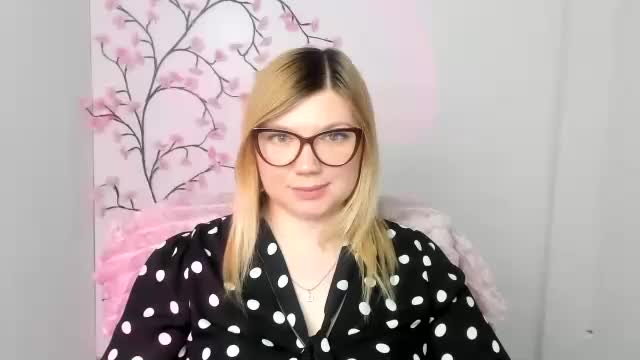 molly_moree Adult Chat March 26, 2026