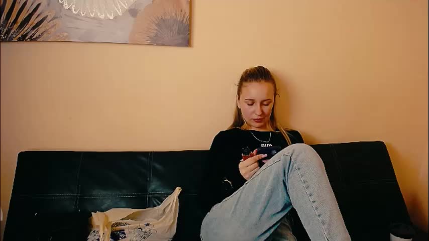 _nicole_new Adult Chat March 25, 2026