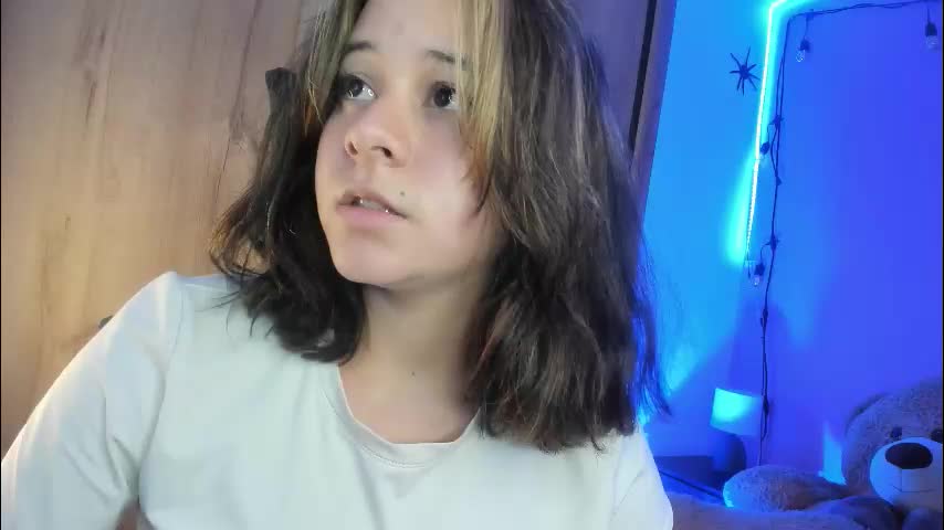 agnes_21 Adult Chat March 25, 2026