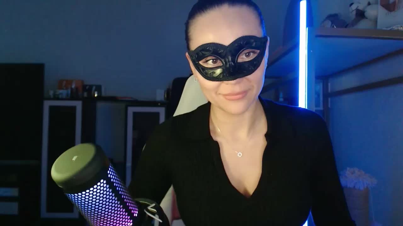 QWEENII Adult Chat March 26, 2026