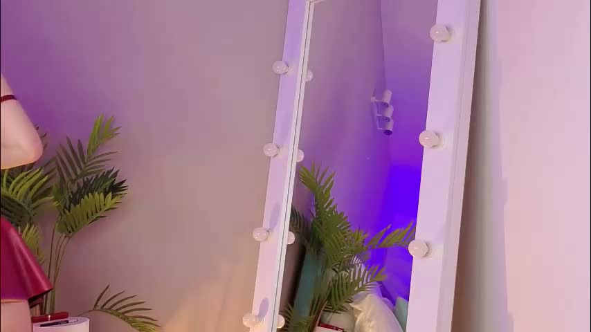 natural_meri_ Adult Chat March 26, 2026