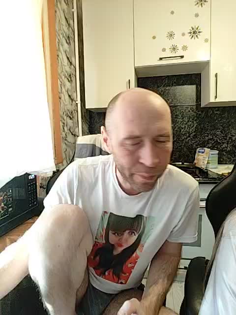 Innokentiy449 Adult Chat March 26, 2026