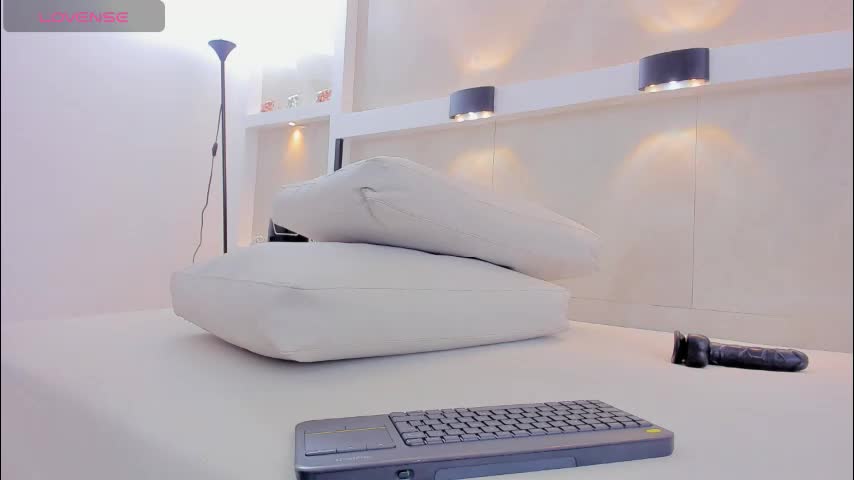 dalhia_juicy Adult Chat March 26, 2026