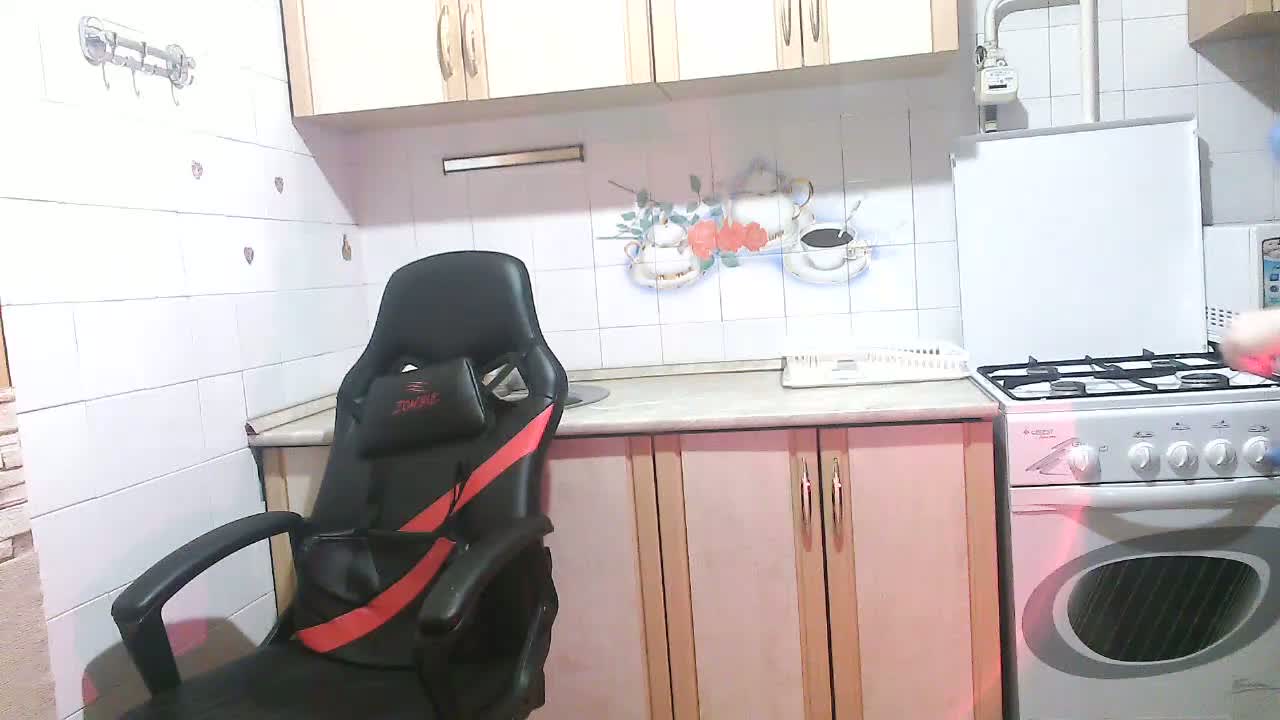 L-e-l-i-k Adult Chat March 26, 2026