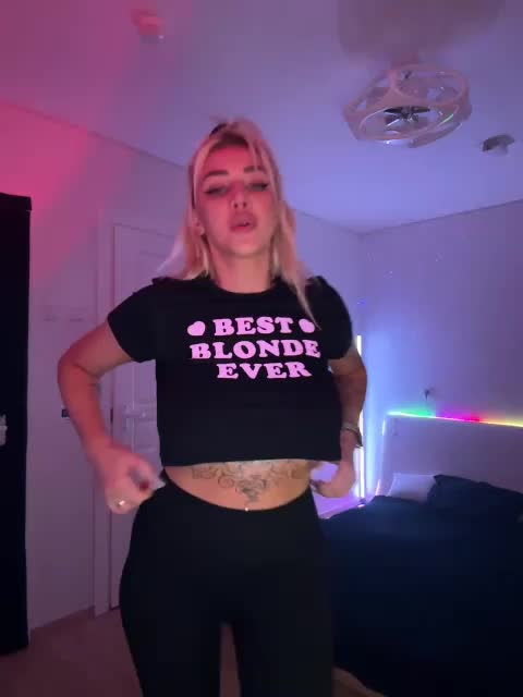 -AmazingBlonde- Adult Chat March 26, 2026