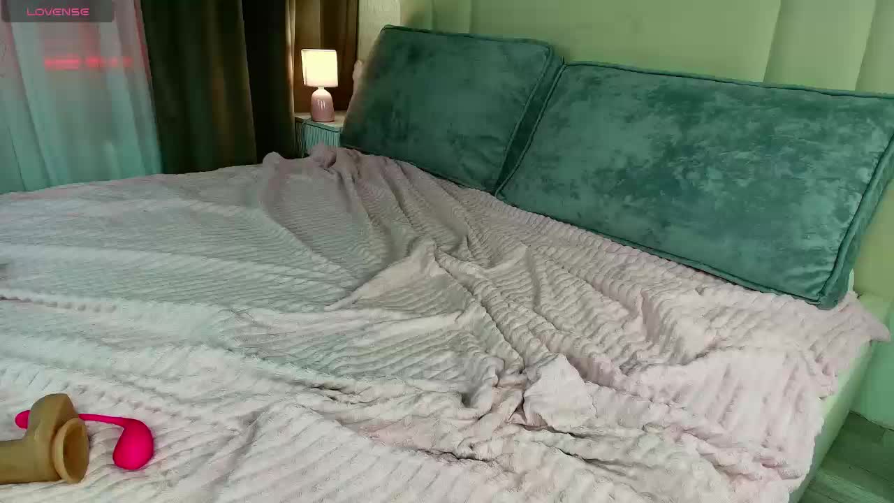 katerine-Monroe Adult Chat March 26, 2026