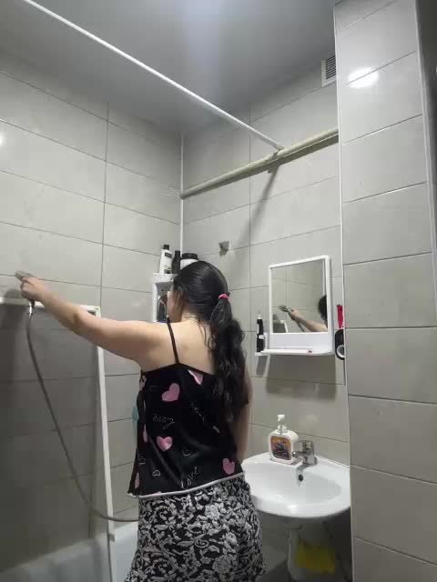 Vika19981 Adult Chat March 26, 2026