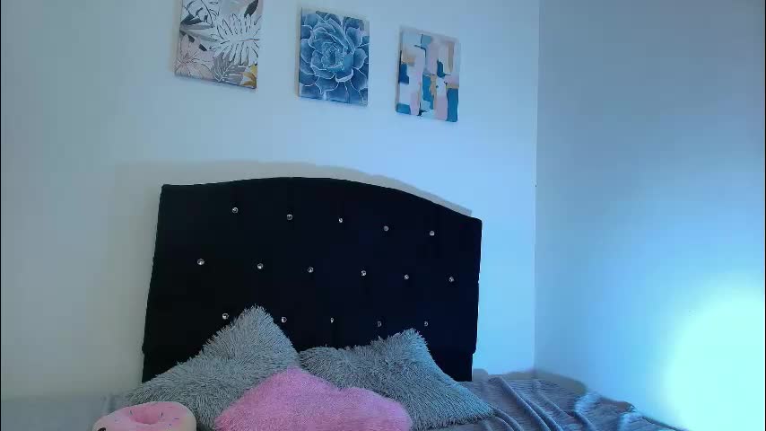 sweetx__mia Adult Chat March 26, 2026