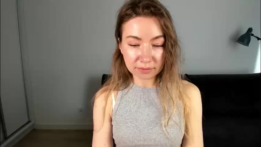 mia_luxx92 Adult Chat March 26, 2026