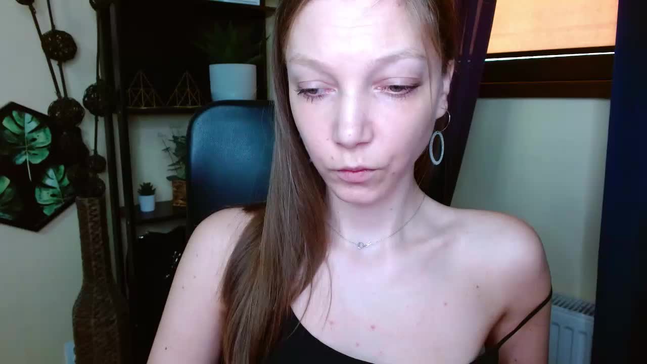 EmillyExtasy Adult Chat March 26, 2026