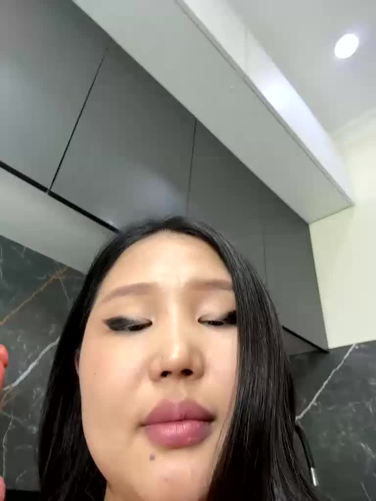 Yumikaa Adult Chat March 26, 2026