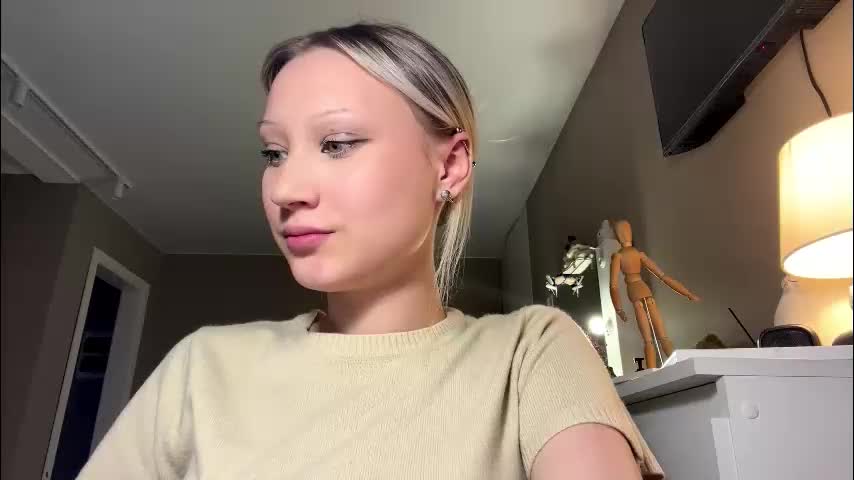 joanniearb Adult Chat March 27, 2026