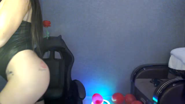 LindaElosiSexy Adult Chat March 27, 2026